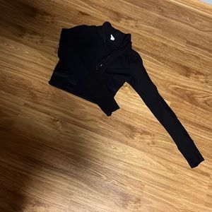 90. Degree workout crop top size XS